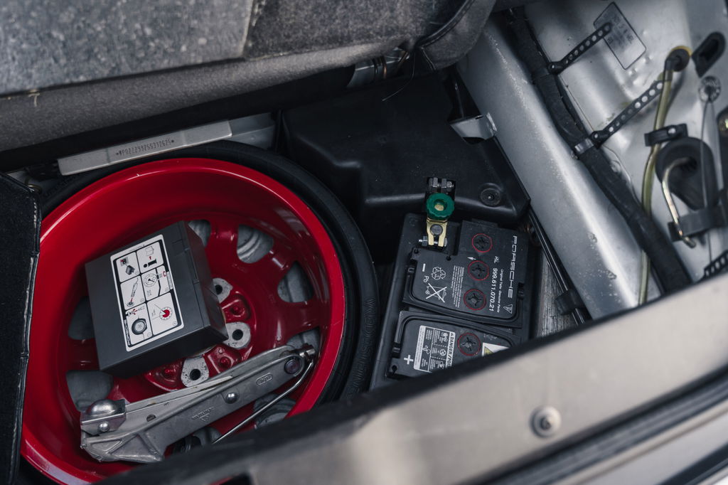 Porsche 993 Carrera 4