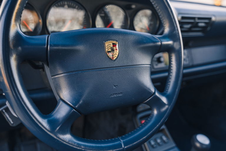 Porsche 993 Carrera 4