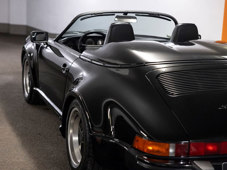 Porsche 911 Carrera 3.2 Speedster