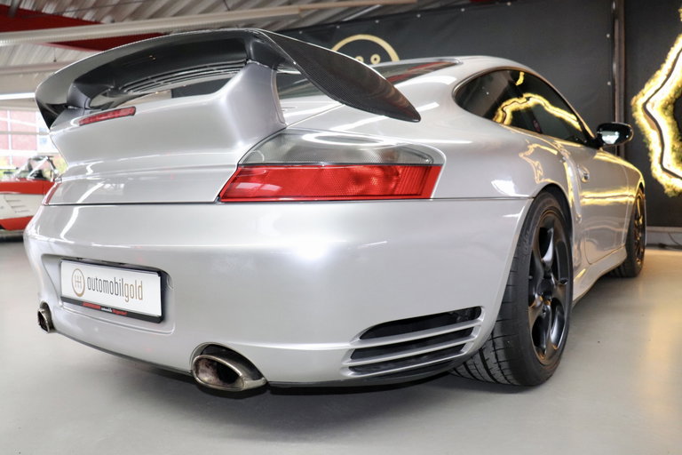 Porsche 996 GT2