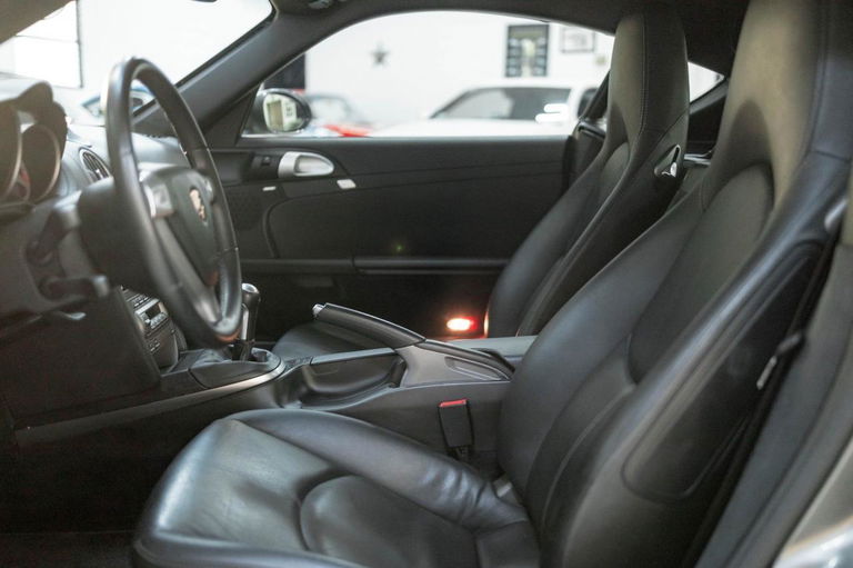 Porsche 987 Cayman S