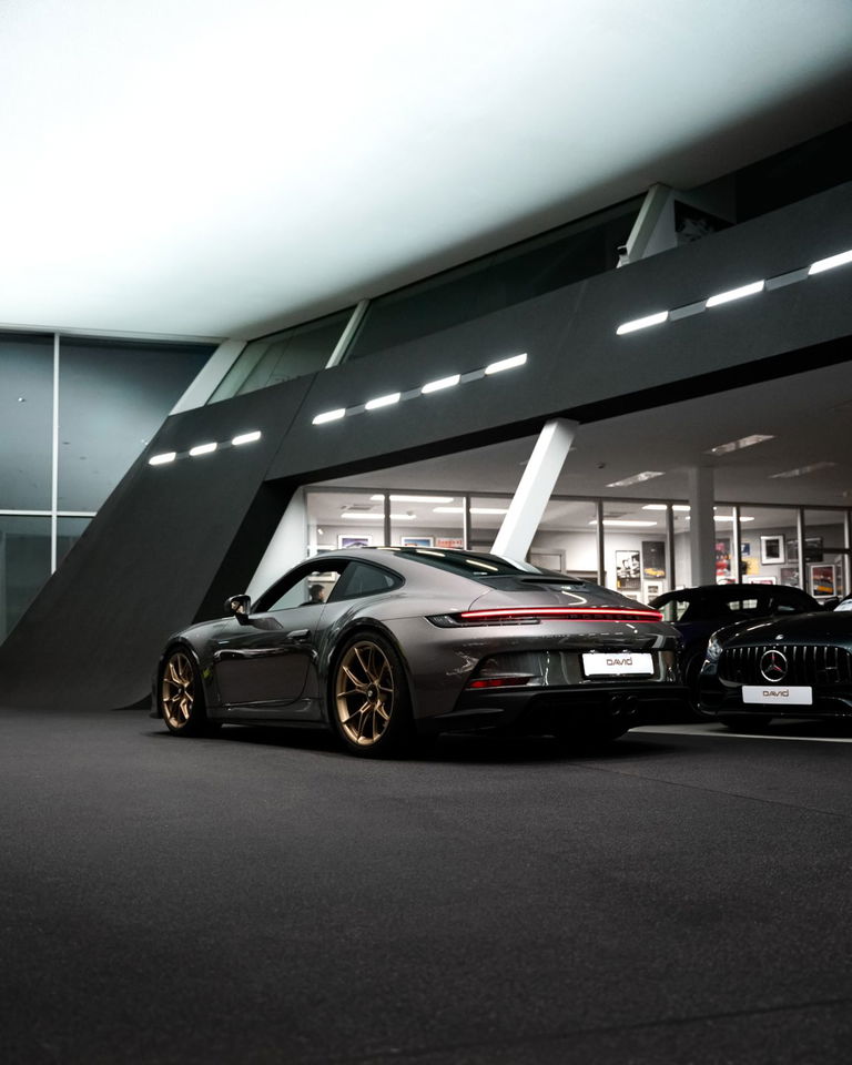 Porsche 992 GT3 Touring