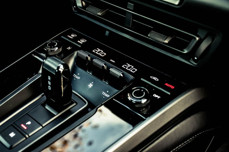 Porsche 992 Carrera 4S