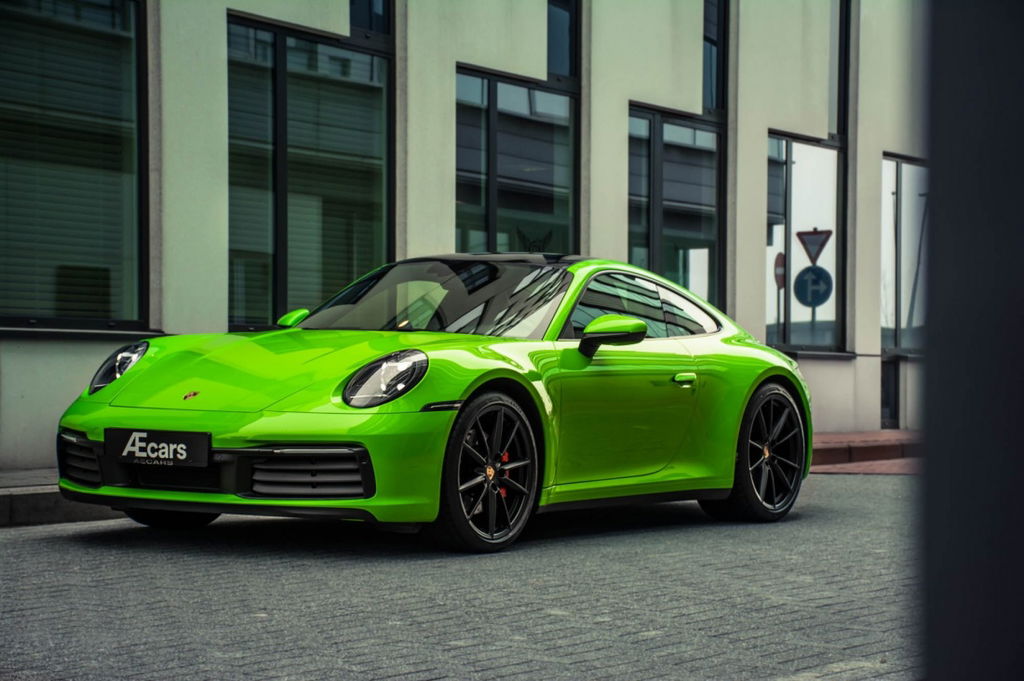 Porsche 992 Carrera 4S