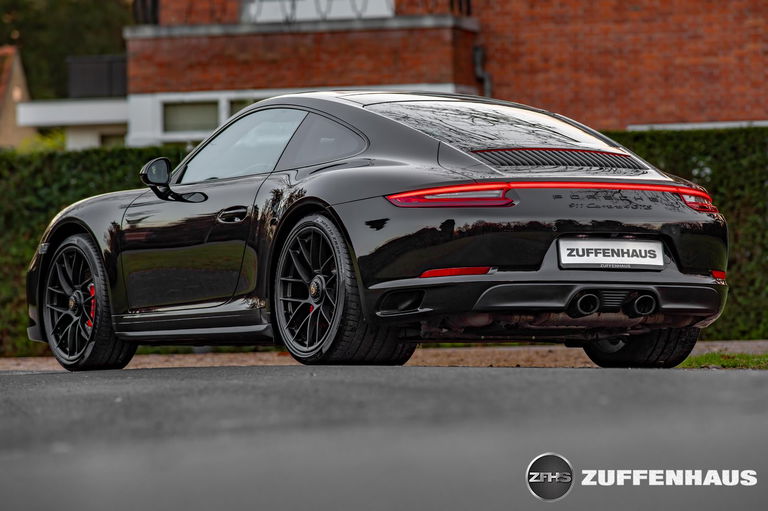 Porsche 991.2 Carrera 4 GTS