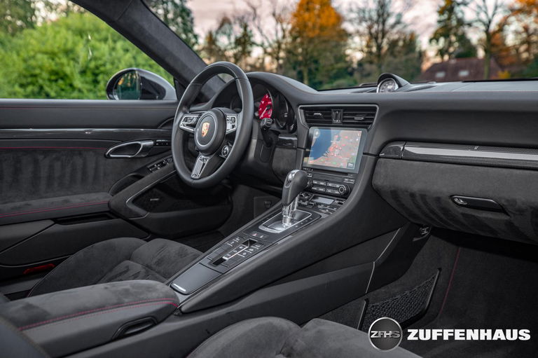 Porsche 991.2 Carrera 4 GTS