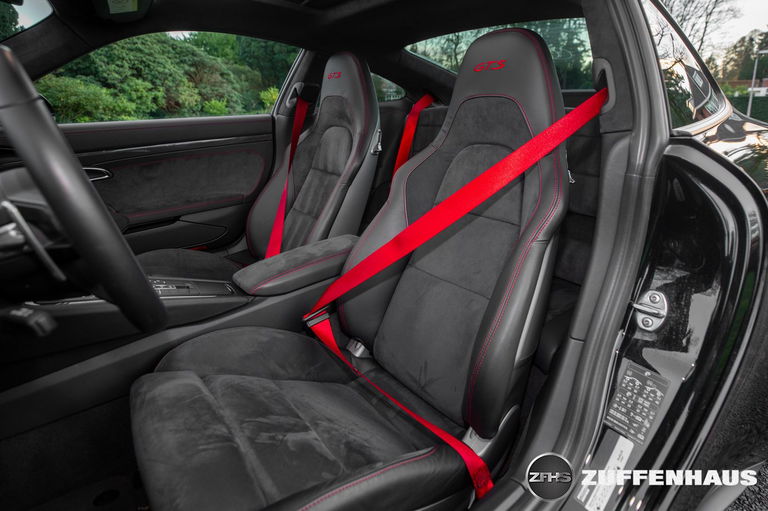 Porsche 991.2 Carrera 4 GTS