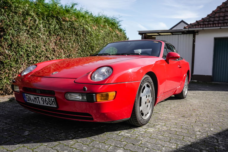 Porsche 968