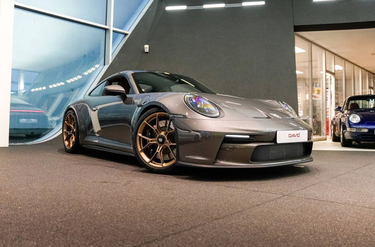 Porsche 992 GT3 Touring