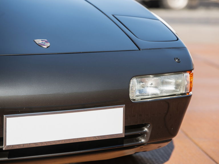 Porsche 928 GT