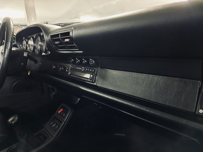 Porsche 993 Carrera 1993 - elferspot.com - Marketplace for