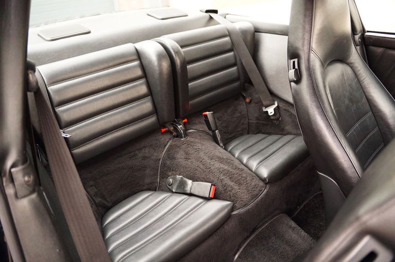 Porsche 911 Carrera 3.2 (US)