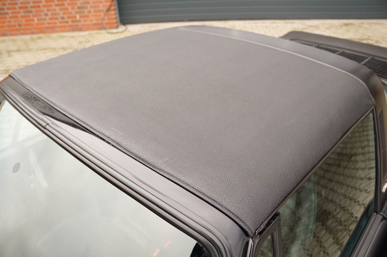 Porsche 911 Carrera 3.2 (US)