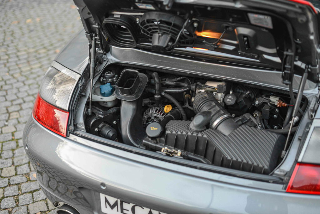 Porsche 996 Carrera 4S