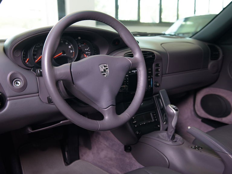 Porsche 996 Carrera 4