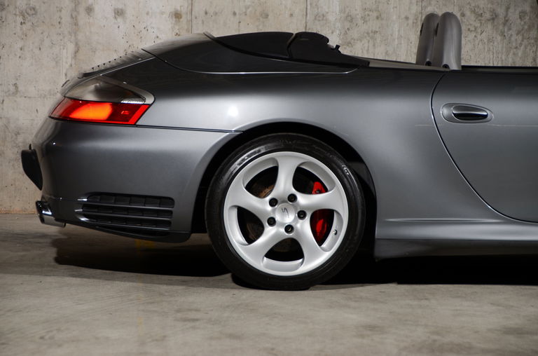 Porsche 996 Carrera 4S