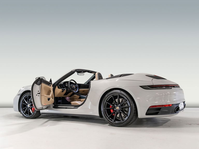 Porsche 992 Carrera 4S