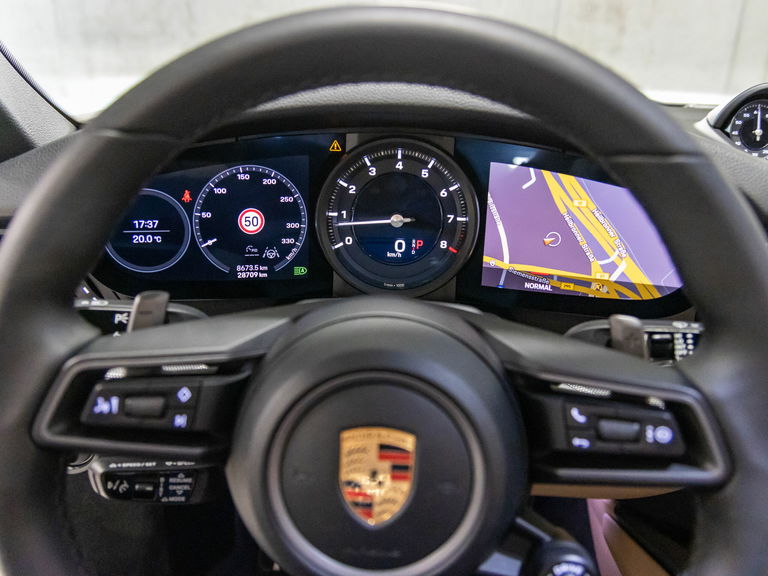 Porsche 992 Carrera 4S