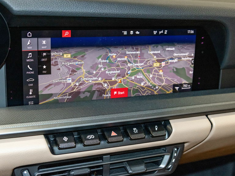 Porsche 992 Carrera 4S