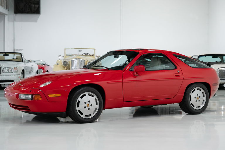 Porsche 928 S4