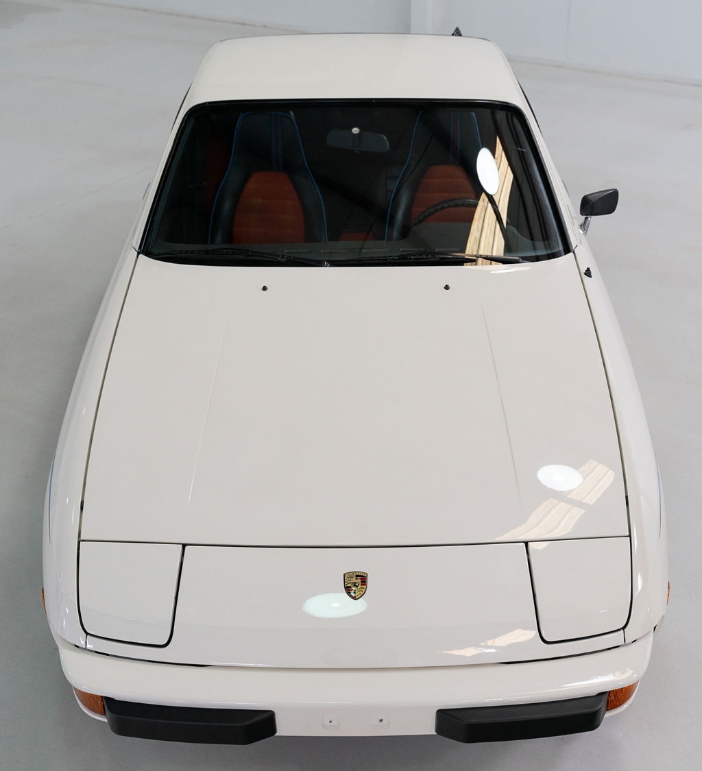 Porsche 924
