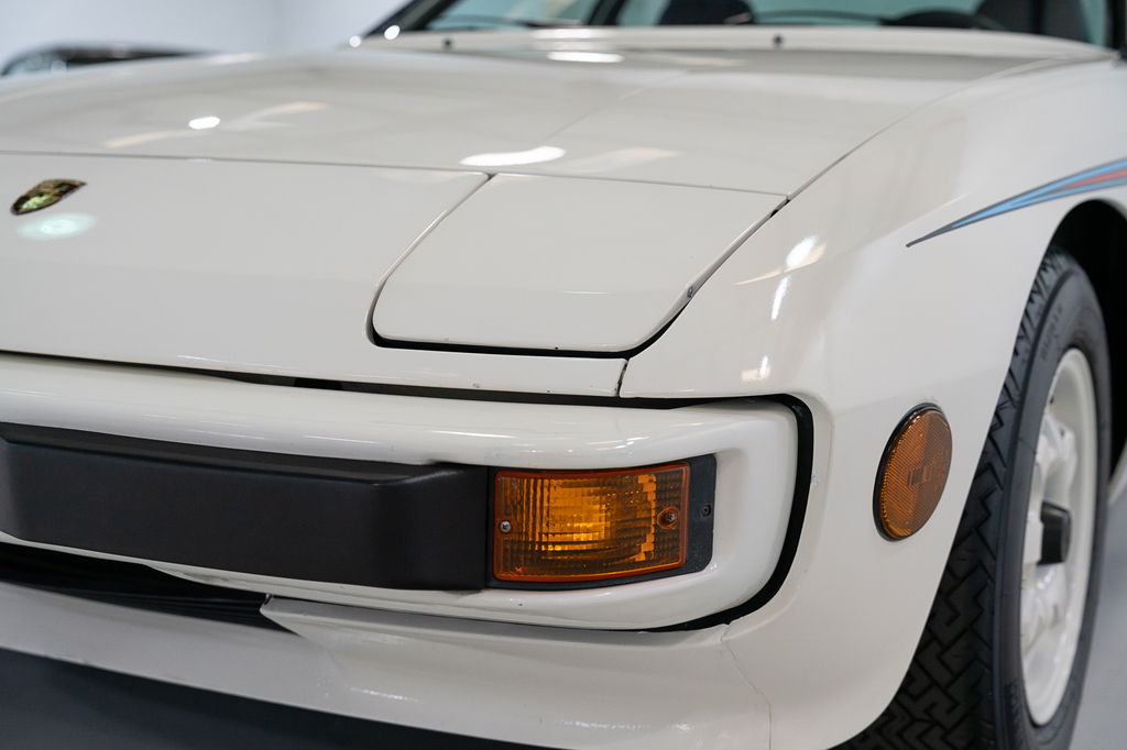 Porsche 924