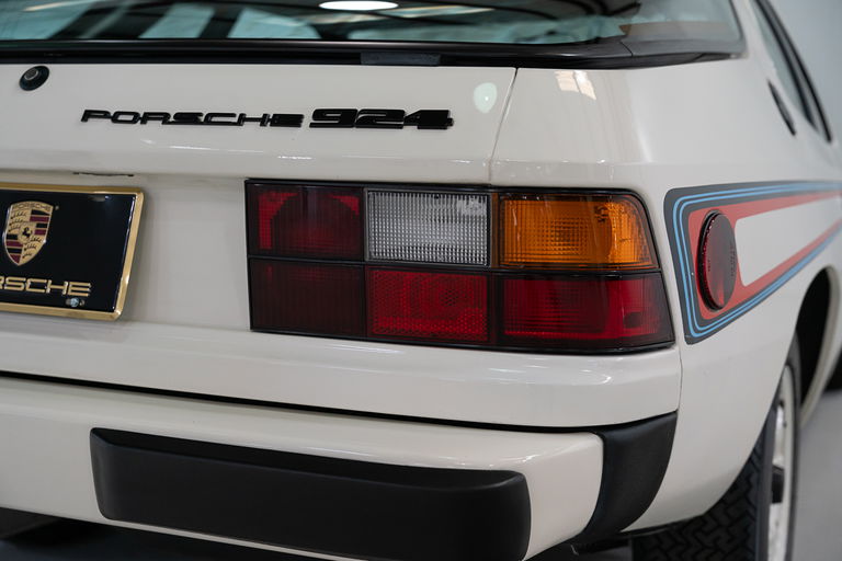 Porsche 924