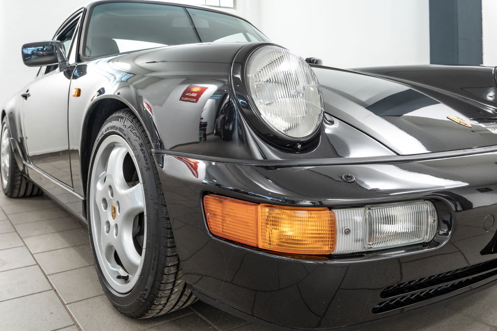 Porsche 964 Carrera 4