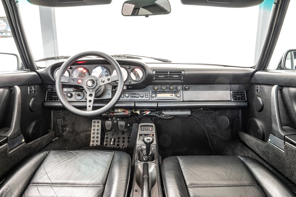 Porsche 964 Carrera 4