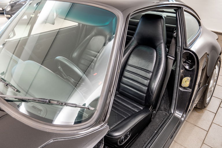 Porsche 964 Carrera 4