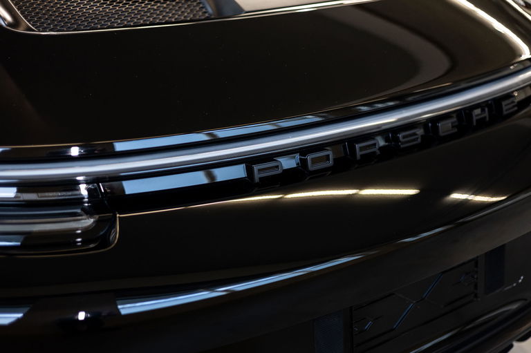 Porsche 992 GT3 Touring