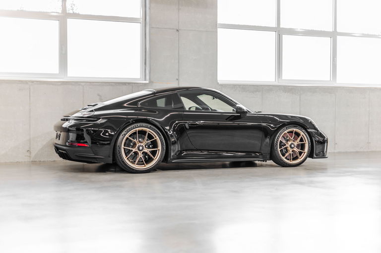 Porsche 992 GT3 Touring