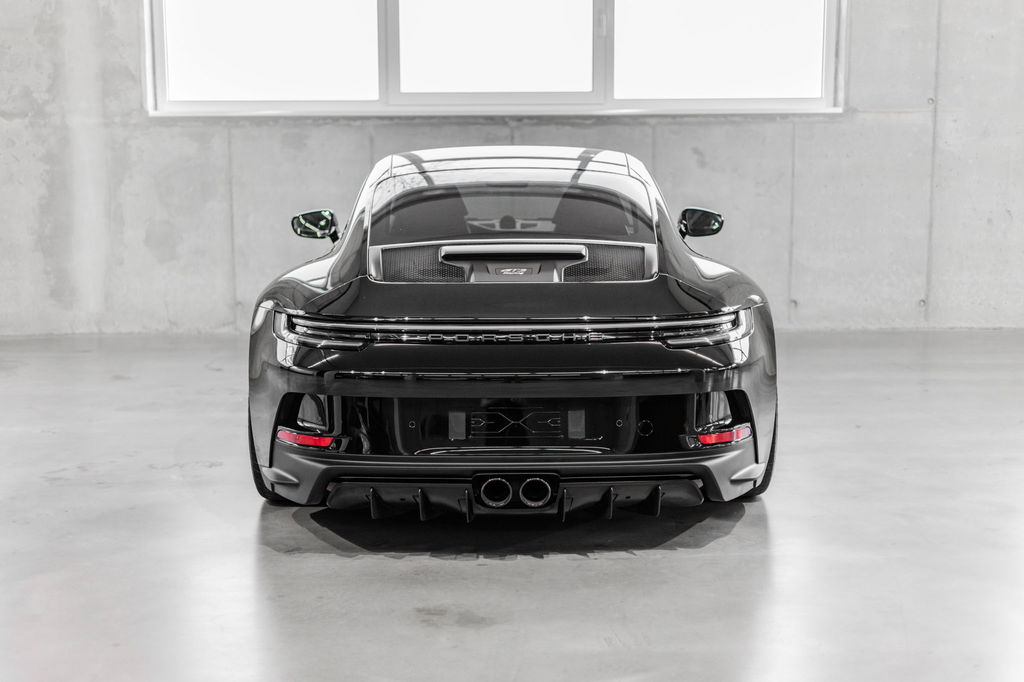 Porsche 992 GT3 Touring