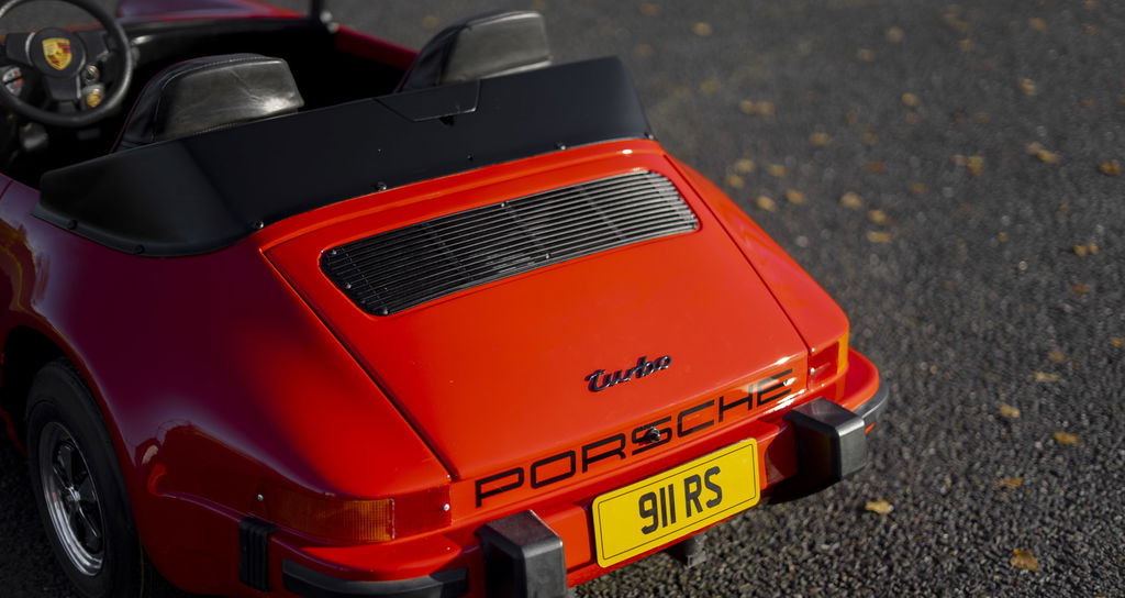 Porsche 911 Junior