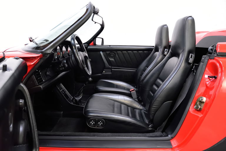 Porsche 911 Carrera 3.2 Speedster