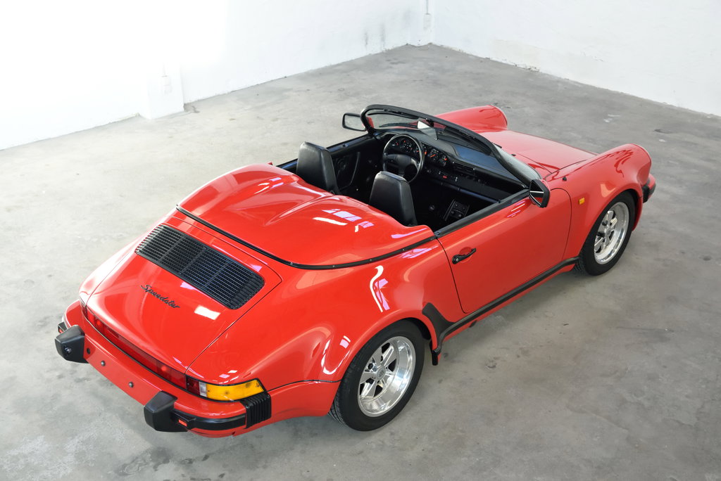 Porsche 911 Carrera 3.2 Speedster