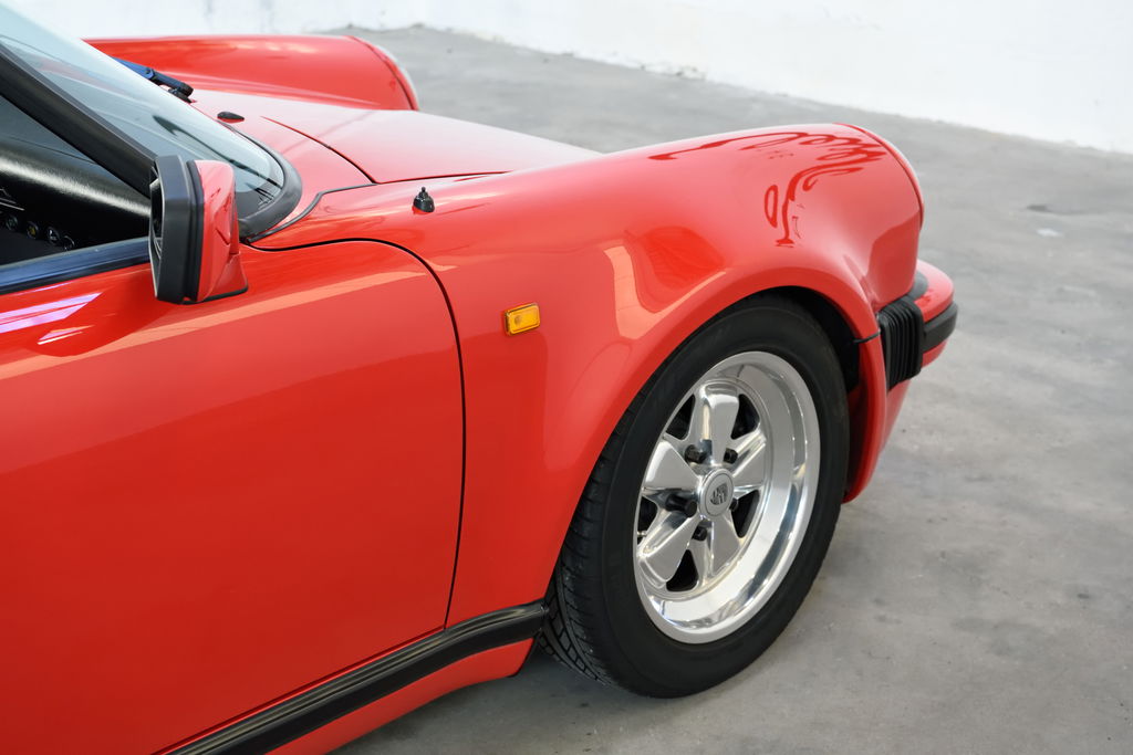 Porsche 911 Carrera 3.2 Speedster