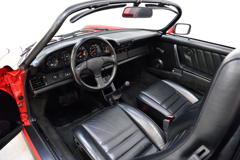 Porsche 911 Carrera 3.2 Speedster