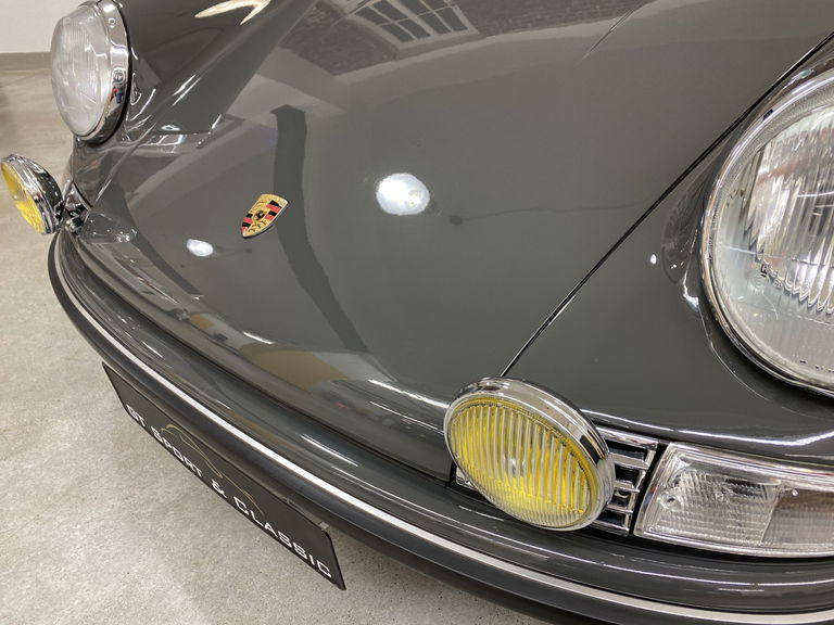 Porsche 911 T (US)