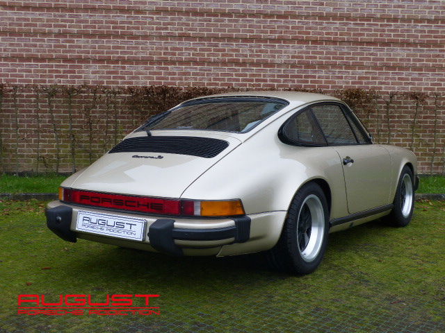 Porsche 911 Carrera 3,0