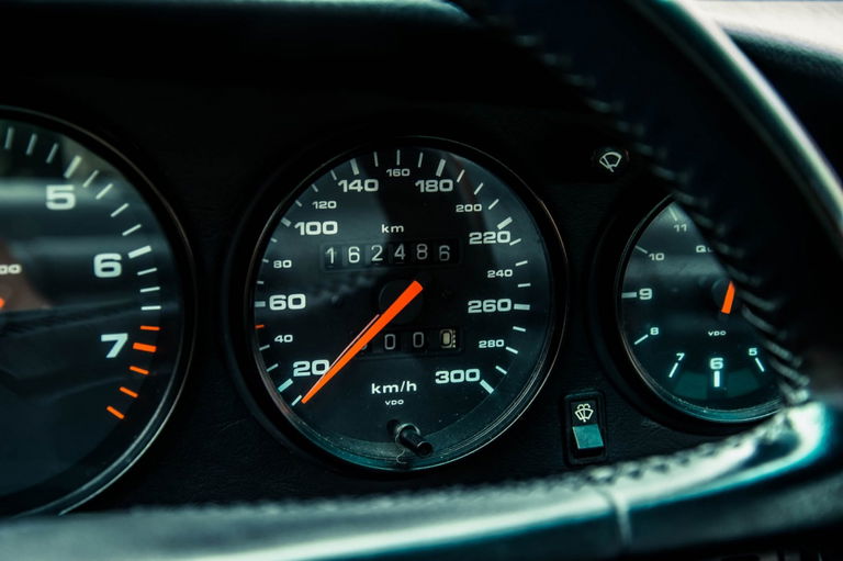 Porsche 964 Carrera 2