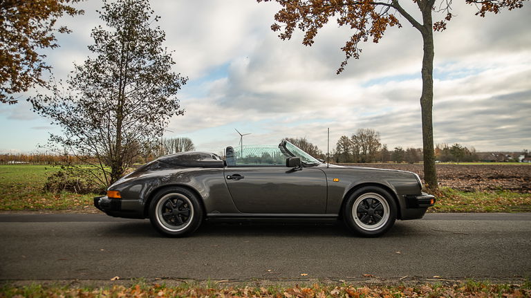 Porsche 911 Carrera 3.2 Speedster