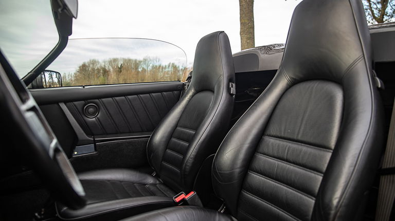 Porsche 911 Carrera 3.2 Speedster