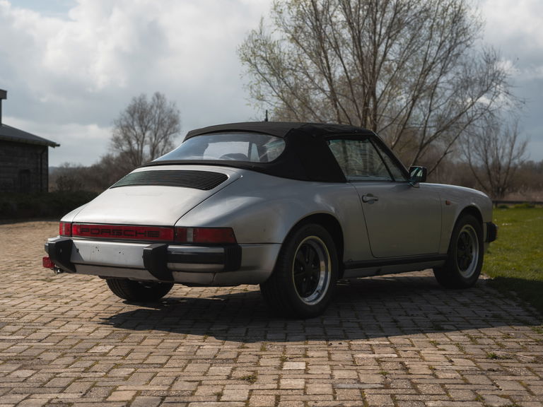 Porsche 911 Carrera 3.2