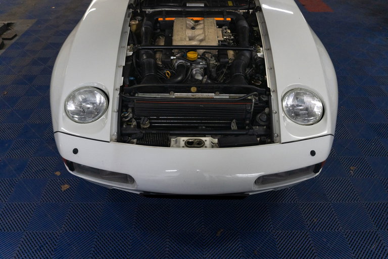Porsche 928 S4
