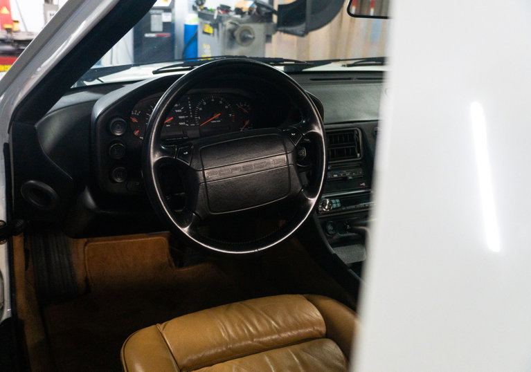 Porsche 928 S4