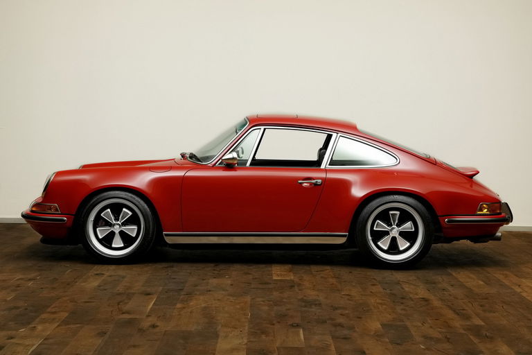 Porsche 911 Reimagined by Singer