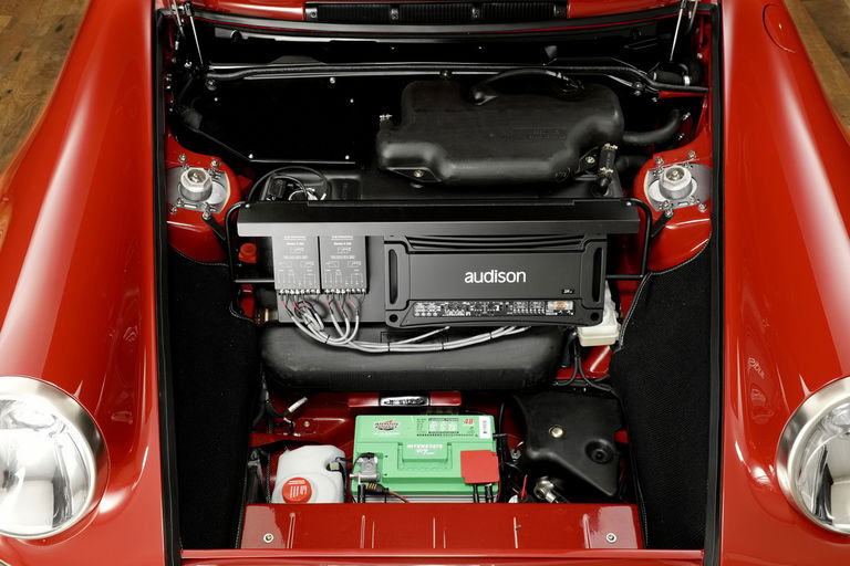 Porsche 911 Reimagined by Singer