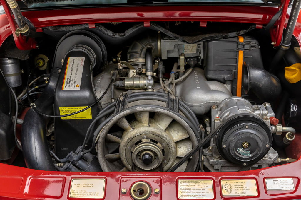 Porsche 911 Carrera 3.2 (US)