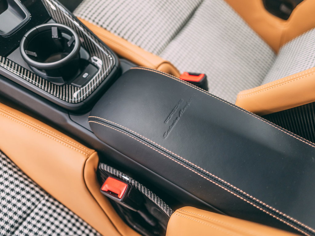 Porsche 992 GT3 Touring